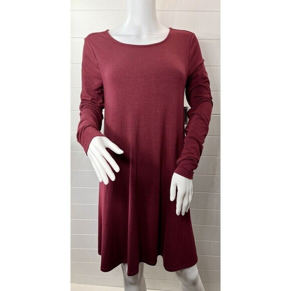 Old Navy Marin Berry Long Sleeve Plush Knit Swing Dress Med Minimalist Church - Picture 3 of 10